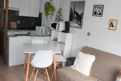 Image de Charmant 2 pièces près des pistes avec balcon et piscine chauffée