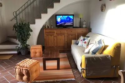 Image de Maison à la campagne près de la mer. Calme idéal pour les enfants.