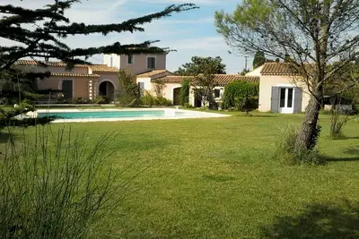 Image de Gîte en Provence  au pied du Lubéron