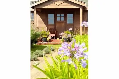 Image de Cozy Cottage privé au cœur de Mendocino Village