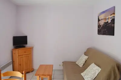 Studio cabine 4 pers, balcon sud, parking, prox centre Luz-St-Sauveur, proche ski et thermes