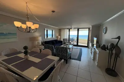 Image de Gulf Front Condo avec une vue imprenable!