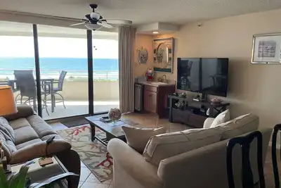 Image de Gulf Front Condo avec une vue imprenable!