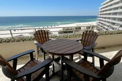 Image de Gulf Front Condo avec une vue imprenable!