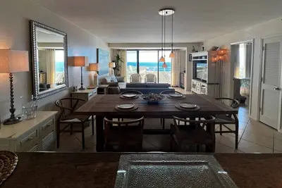 Image de Gulf Front Condo avec une vue imprenable!