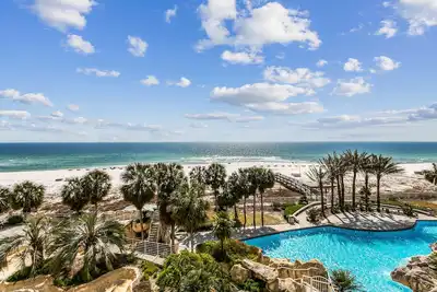 Image de Gulf Front Condo avec une vue imprenable!