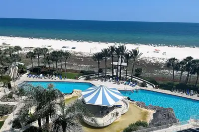 Image de Gulf Front Condo avec une vue imprenable!