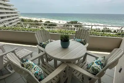 Image de Gulf Front Condo avec une vue imprenable!