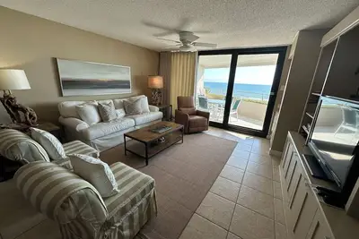 Image de Gulf Front Condo avec une vue imprenable!