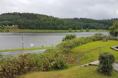 Image de Appartement de 66m² à droite sur le Twistesee (vue sur le lac)