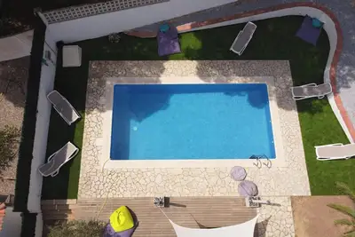 Image de Villa 10p 5 bedr free wifi private pool airco satv
