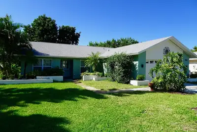 Image de 3Br / 2 Ba / 2 voiture Garage à proximité des plages, Img, Robinson Preserve &