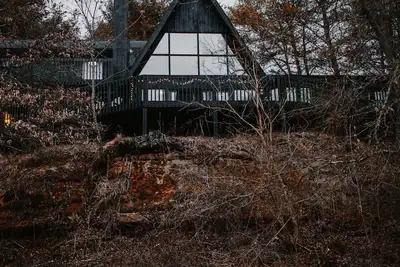 Image de 5 Br A-Frame avec hébergement pour jusqu'à 20 personnes