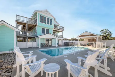 Image de D0463 Yeti V. Piscine privée, vue sur la mer, 15 mètres de la plage, linge de maison, Wifi