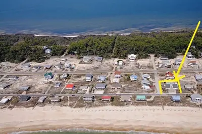 Image de Beach Bum Cottages - À quelques pas de la plage, de la piscine creusée, de l'emplacement parfait