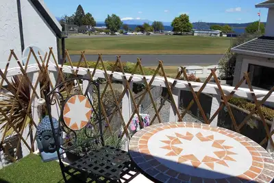 Image de Superbe propriété, vue panoramique, récemment rénovée, à 10 minutes de Taupo cbd