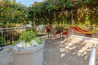 Image de Magnifique maison de vacances privée pour 4 personnes avec climatisation, Wifi, Tv et patio