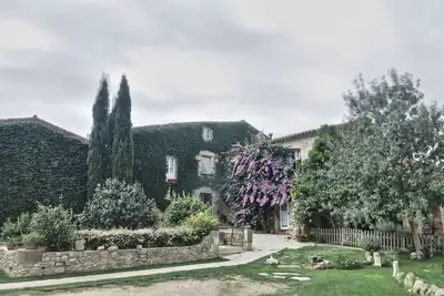 Image de Maison d'hôtes à Mas Rovira adapté mobilité réduite à 5 km de la plage