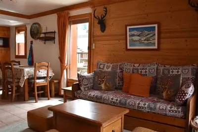 Image de Appartement 4p bien agencé avec grandes terrasses, proche commerces et téléphérique, 8 pers