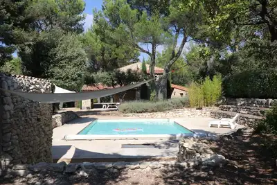 Image de Mas en provence tout confort, piscine privée chauffée et grand terrain calme