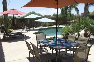 Image de Relaxing Vacation Retreat avec piscine privée et jardin