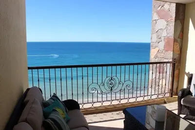 Image de Excellent lever et coucher de soleil vues depuis le balcon 1 Bed 1 Bath Condo Sky 1006