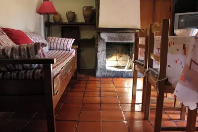 Image de Homerez - Appart. à Seia avec cheminée