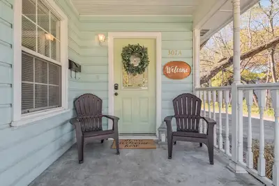 Image de || BluE Bungalow || Centre-ville de luxe McKinney