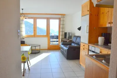 Image de Extérieur: appartement 3-pièces dans un petit immeuble à Chandolin, pour 4-6 personnes, balcon avec