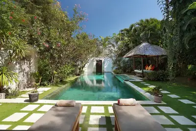 Image de Royal 1 Bed Villa7 Près de la plage de Seminyak et de Kudeta;