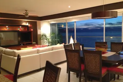 Peninsula Vallarta- Luxueux Et Bien NOMMÉ - Rabais Mensuels