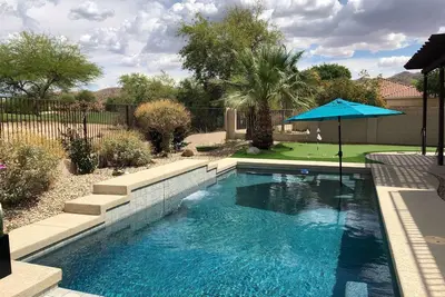 Image de Phoenix Golf Course Resort avec piscine et bain à remous