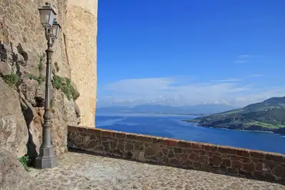 Image de L'Aquila, penthouse avec climatisation, lave-vaisselle, poêle à granulés