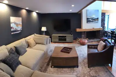 Image de Stratton 4 lits (3 plus mezzanine et sous-sol) avec navette et salle de jeux