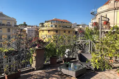 Image de Appartement de deux étages avec terrasse - Fontaine de Trevi / Piazza Spagna