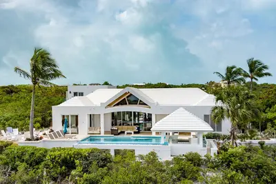 Image de Belle Vue Sur L'OCÉAN, Piscine Villa à pied ou en voiture de Grace Bay Beach - Turtle Ridge