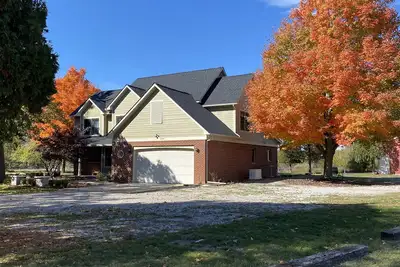 Image de Maison de campagne à Ann Arbor. 10 minutes du centre-ville d'Ann Arbor