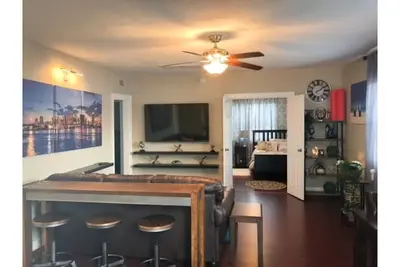 Image de Moderne 2/1 apt près de Midtown Miami et South Beach