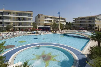 Image de Appartement d´hôtel avec climatisation et balcon