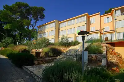 Image de Appartement de vacances avec utilisation de la piscine et climatisation