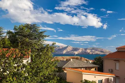 Image de Studio avec balcon et air conditionné
