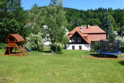 Image de Maison de vacances avec poêle à flanc de coteau