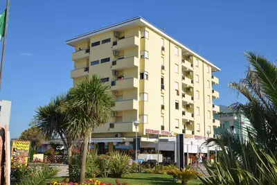 Image de Appartement de vacances avec balcon et climatisation