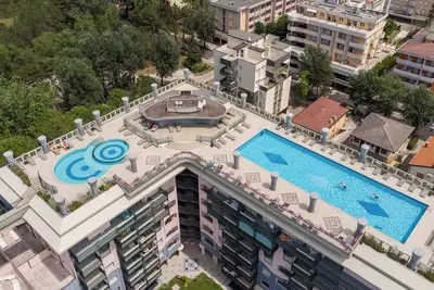 Image de Appartement de vacances avec piscine et climatisation