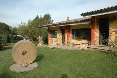 Image de Maison en pierre 1. Maison de jardin près de Rome. Rez-de-chaussée