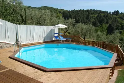 Image de Maison de vacances privée avec piscine privée, climatisation, Wifi, Tv, terrasse, près de Lucques