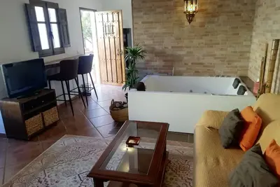 Image de Studio Romantique Dans Une Belle Villa Riveraise Proche De La Mer