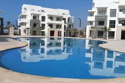 Appartement de luxe dans résidence avec jardin et deux piscine