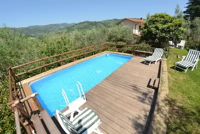 Image de Belle maison de vacances pour 4 personnes avec Wifi, piscine privée, véranda et vue panoramique