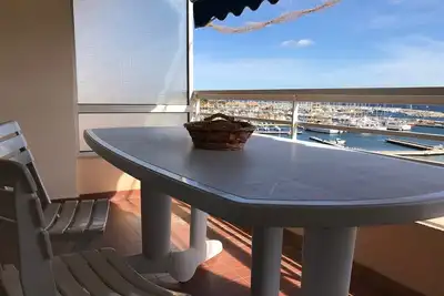 Image de T2 les Pieds dans l'eau au Lavandou